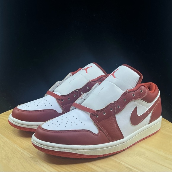 Nike Air Jordan 1 Low White Red Lobster FJ3459-160 Men's 7.5/ Wmns Sz 9 - Picture 2 of 10